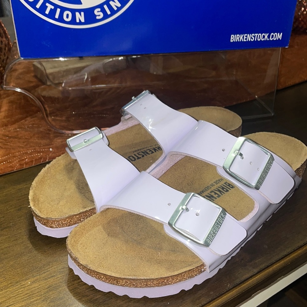 NWB Birkenstock Arizona BS lavender